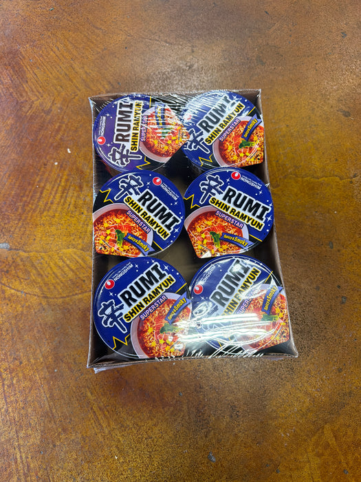 Nong Shim Shin Ramyun Rumi, case