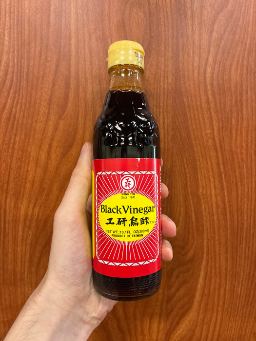 Kong Yen Black Vinegar, 10oz