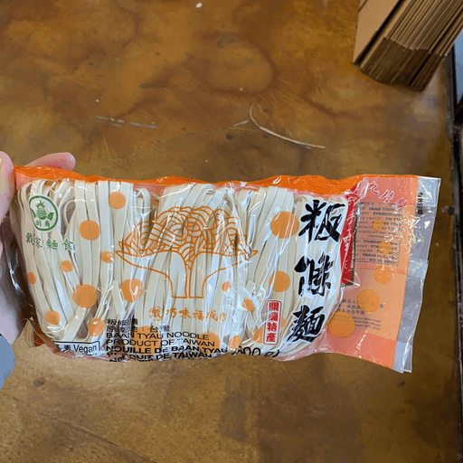Baan Tyau Noodle, 17.5 oz - Eastside Asian Market